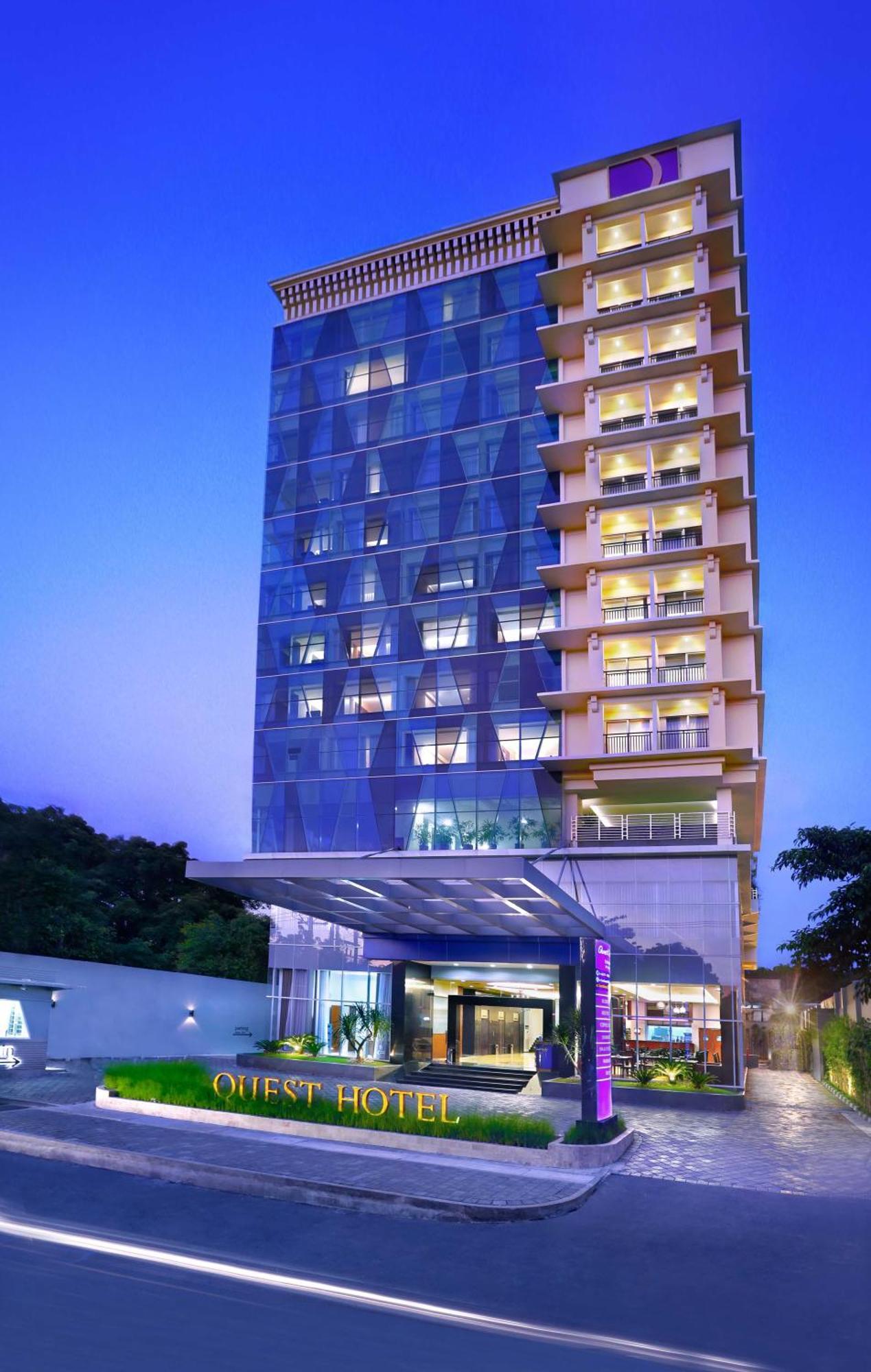Quest Hotel Darmo - Surabaya By Aston Экстерьер фото